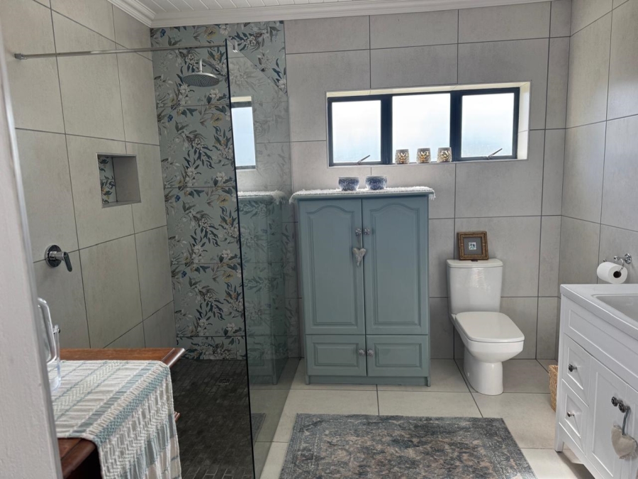 2 Bedroom Property for Sale in Stilbaai Oos Western Cape